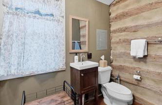 Rustic Augusta Cabin - Foto 5