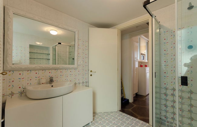 JOIVY Exclusive 3-bedroom flat near Cathedral of Genoa - Foto 53