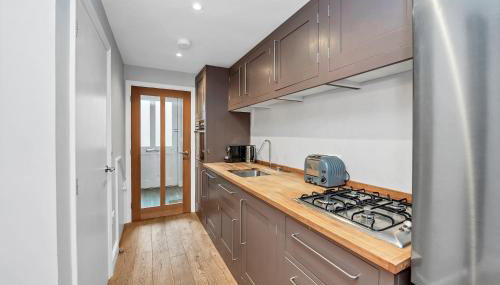 7D Albert St - sleeps 4 guests with parking on request - Foto 5