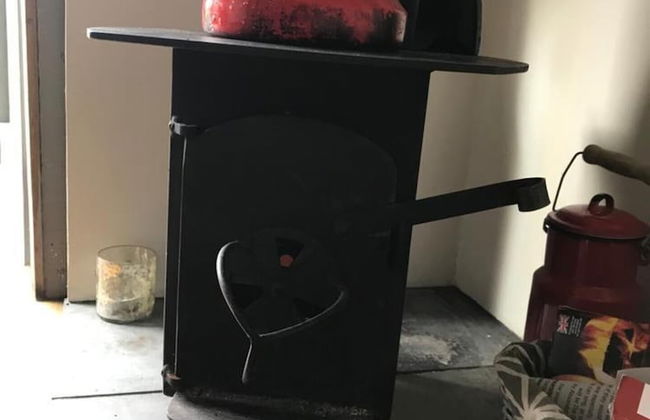 1 Bed Shepherds Hut - Sleeps 2 -wood Fired Hot Tub - Foto 3