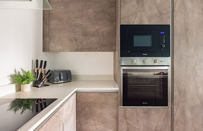 Staines Riverside by Charles Hope - Photo 19