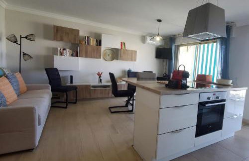 Bright apartment with nice view - Foto 10