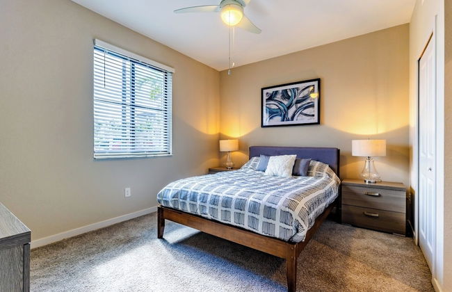 Modern 1BR Condo w/ Pool & BBQ Near Fort Myers - Foto 16