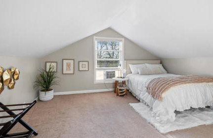 Luxurious 1875 centrally located Canton Akron home, expansive primary & sunset view - Foto 31