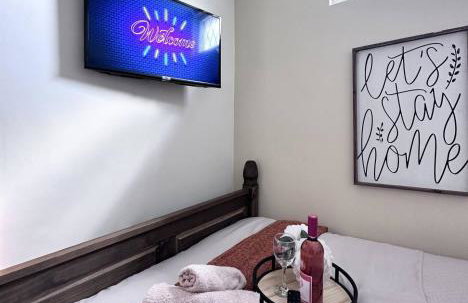 Chic Charming Classic 3bed w Ensuite - Pontypridd - Foto 42