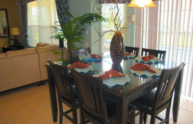 6BR 4BA Home in Windsor Hills by CV-2564 - Foto 18