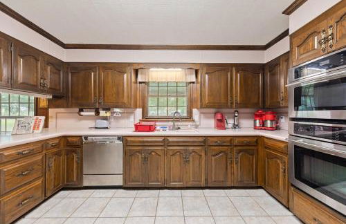 Cajun Stays Cozy 3BR Ranch Near Lafayette with WiFi and Parking - Foto 11