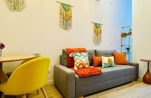 Color & Design next to Russafa SOHO - Photo 14