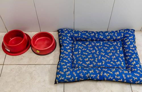 Casa para Famílias e Grupos com Ar-condicionado, Churrasqueira e estacionamento próximo em Praia Grande - Foto 12