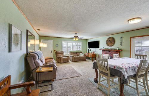 Large Yard and Fire Pit Peaceful Arroyo Grande Home - Foto 7