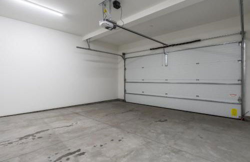 Newly Built Updated 3 Bed 2 and a half bath Creekhouse at Snowcrk Resort 1463 Amazing Mountain Views - Photo 19