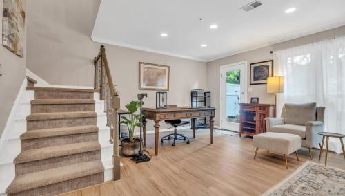 Lavish Abode! Newly Renovated and Decorated! - Foto 3