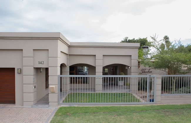 Theebos Anneline's Self Catering Apartments - Photo 22