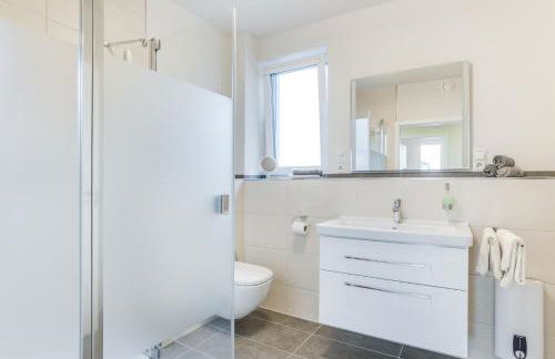 Ferienwohnungen Pellenzblick - Wohnen auf Zeit - - Foto 44