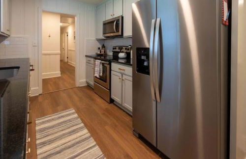 4 BR Sleeps 10 Near UGA & Downtown - Photo 20