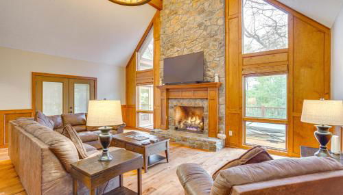 Large Dahlonega Home, Ideal for Family Gatherings! - Foto 3