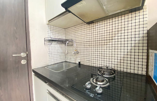 Roomy 2BR Apartment at Jarrdin Cihampelas Apartment - Foto 13