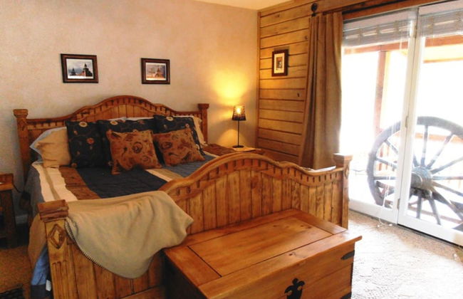 Country Club Homes - Photo 27