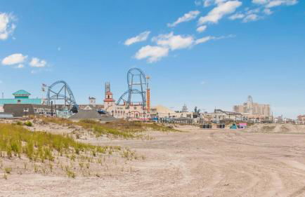 Cozy 1BR w Ocean Views & Parking - OCNJ - Foto 24