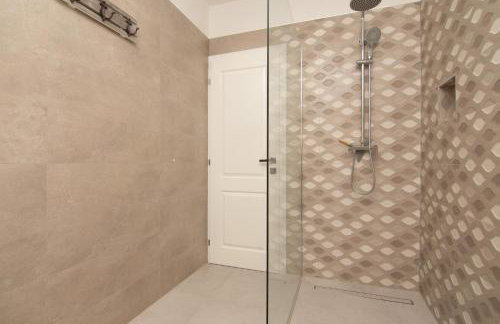 VILLA OCEAN BREEZE with pool - Foto 38