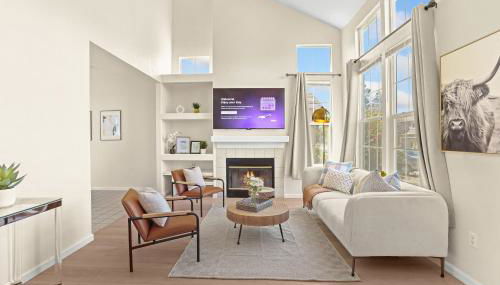 Remodeled 3B2B Bright House with a King Suite - Foto 3