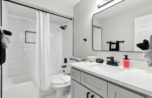 Luxury getaway, relax, and recharge! Tropical Florida Getaway Heated Pool Extra Fee - Foto 22