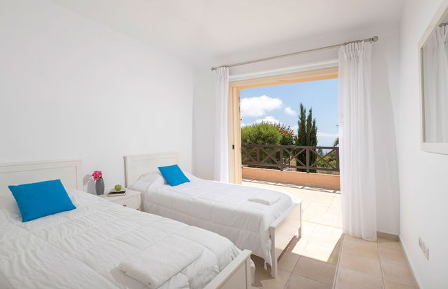 Resitour - Perneri Villas - Foto 4