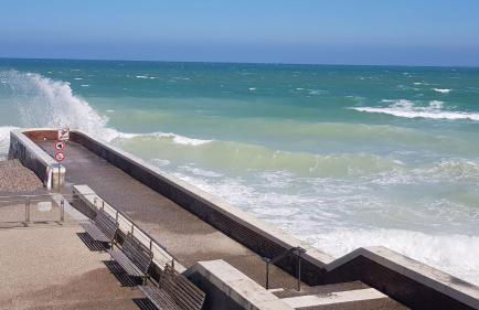 Villa Colin, la tête dans les bois, à deux pas de la mer, classée 4 étoiles - Foto 27