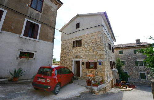 Maja Apartment - Photo 1