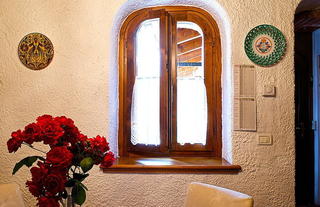 Cottage in Italy With Alpine Fireplace - Foto 26