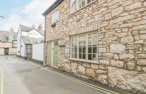 The Old Stables - Pet-Friendly Stay Near Ruthin Castle with Parking - Photo 29