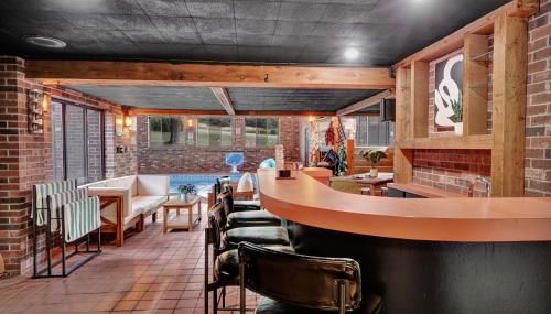 Private Indoor Pool Estate with Hot Tub - Foto 5