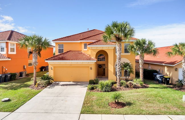 6 Br Pool Home with Spa and Game Room - Foto 1