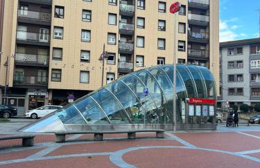 Centrico tu hogar en Bilbao - Foto 1