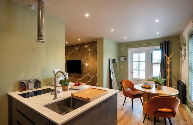 Commandery Vaults - Foto 24