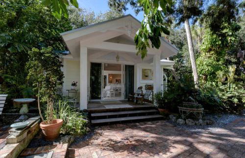 Luxury Cottage Rental with Direct Beach Access in Siesta Key, Florida - Foto 1