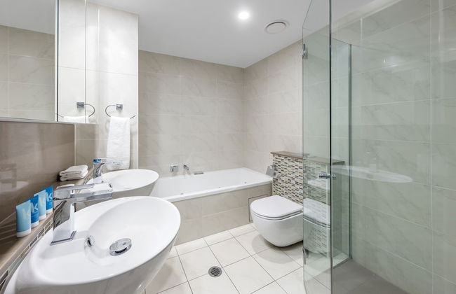 Meriton Suites Adelaide Street, Brisbane - Photo 42