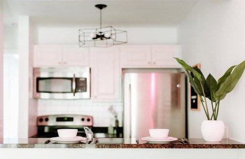 Neon Cool with Pool Clarksville by DT FREE PARKING - Foto 27