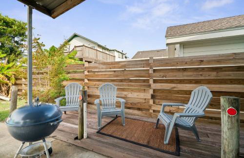 1 Min to Beach Ocean Breeze 3BR Pets welcome with pet fee - Foto 21