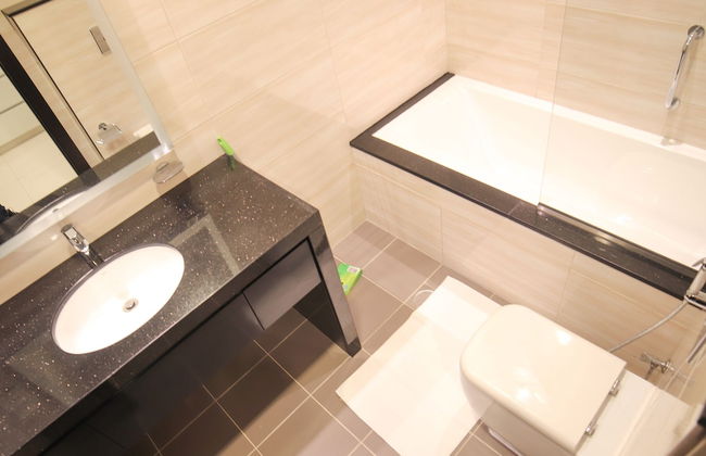 Studio Apartment in Damac Celestia - Photo 20