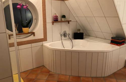 Modernes 4-Zimmer Haus, nahe Messe Düsseldorf (15 min. Internat. Airport) - Foto 17