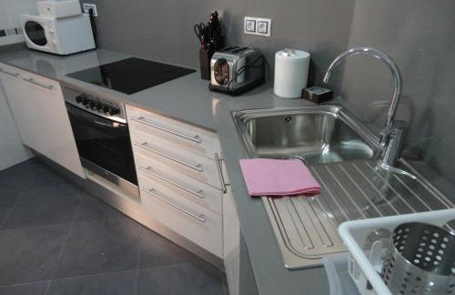 Claris Apartments - Photo 10