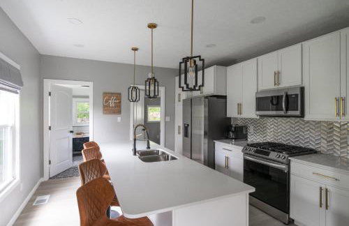 SAND HILL COTTAGE 3 Bedroom Home near PURDUE! River & Park View - Foto 15