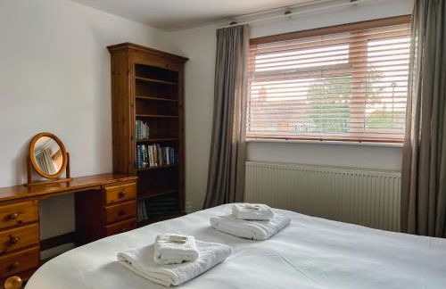 Bright & Cosy - Jacuzzi - Log Burner - King Beds - Foto 10