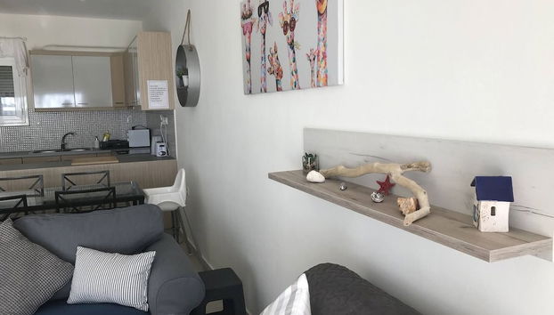 Tim's Place apt 10- 5min On Foot From The Beach - Foto 5, Zona de estar