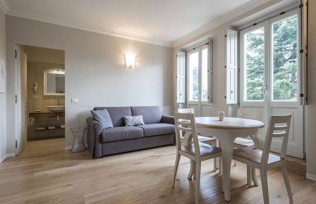 Villa Italia Luxury Suites and Apartments - Photo 22