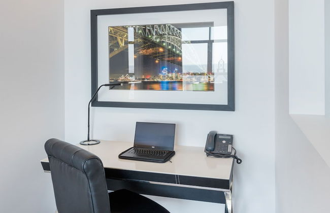 Meriton Suites Chatswood - Photo 33