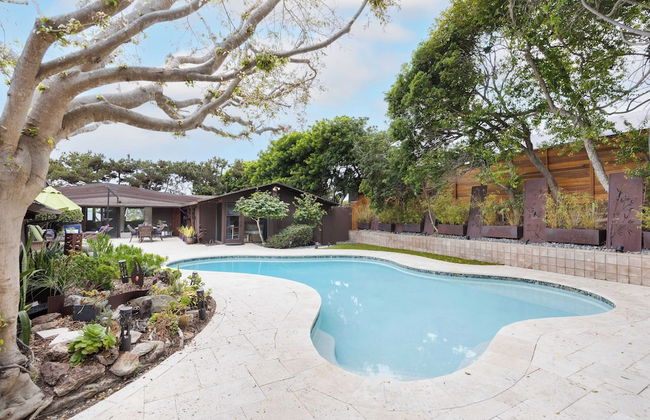 La Jolla Mid-century by Avantstay Private Pool, Outdoor Living + Ocean Views - Photo 51