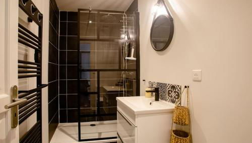 Quiet apartment, lively area,next to Eiffel Tower. - Foto 2