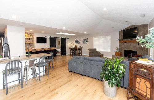 Group House Sleeps 26 THE ATTIC - 2 Miles to Cedar Point - Foto 78